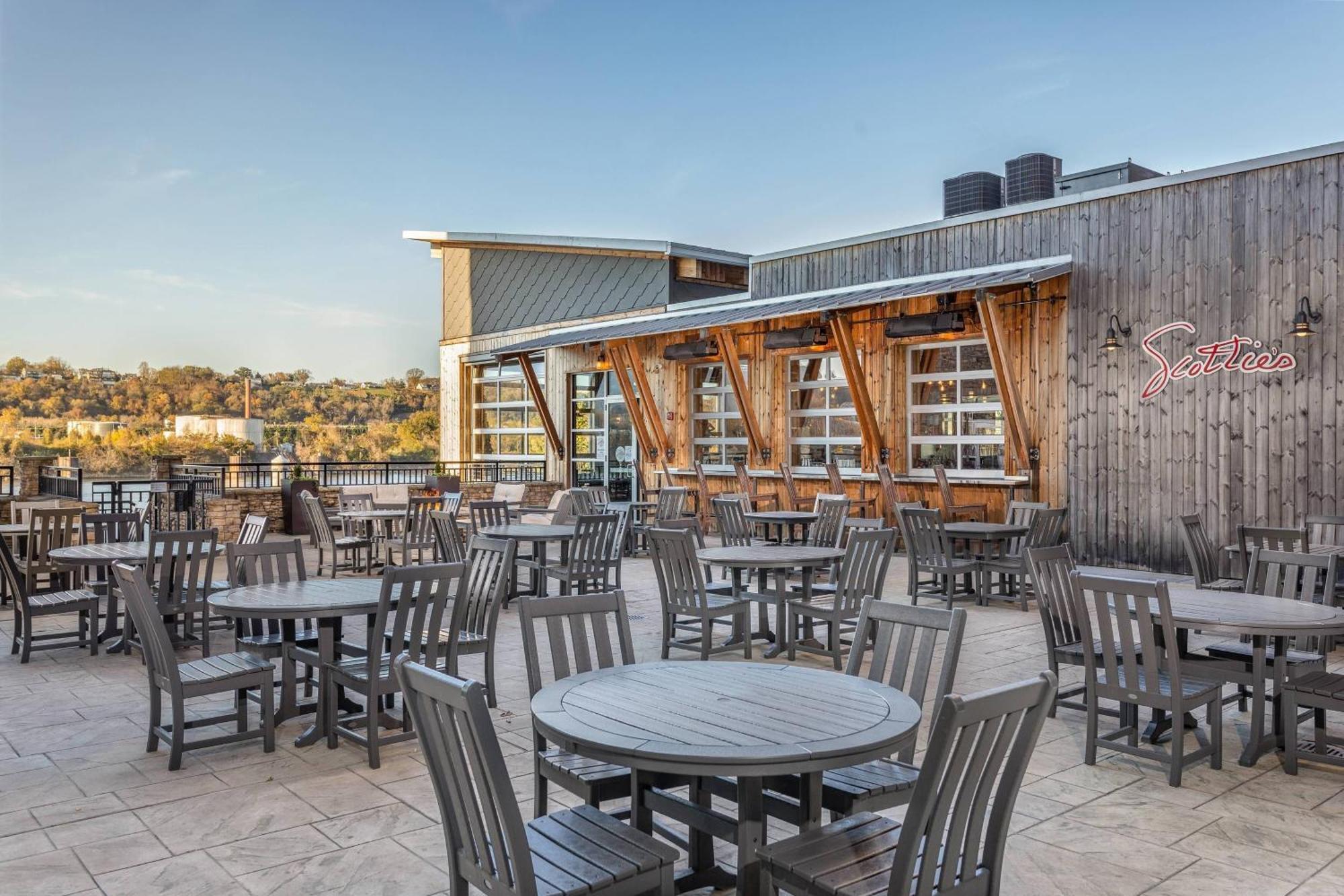 Springhill Suites By Marriott Downtown Chattanooga/Cameron Harbor Exteriör bild