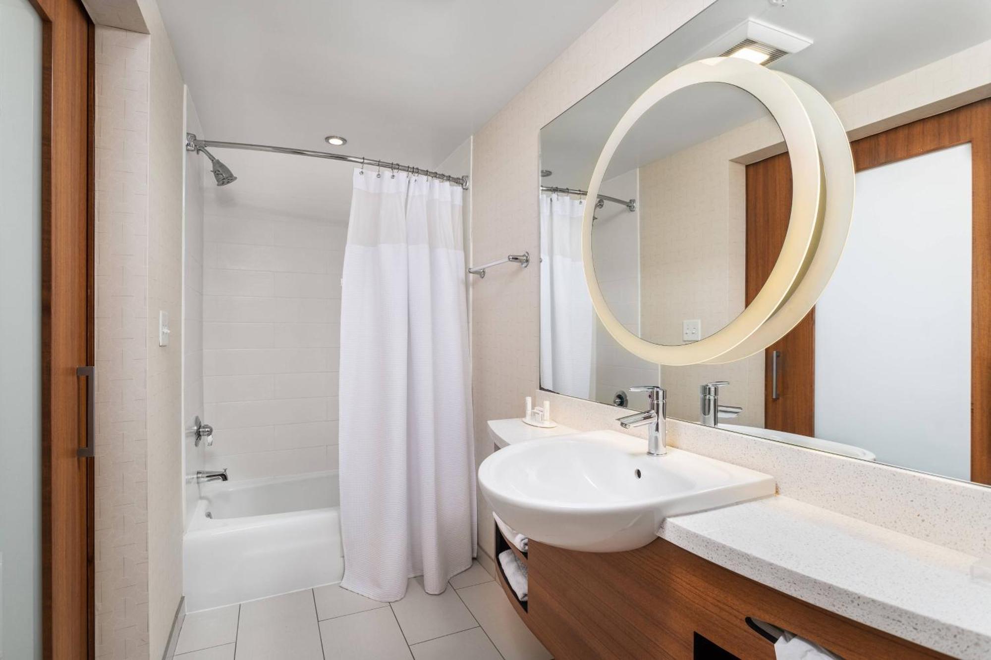 Springhill Suites By Marriott Downtown Chattanooga/Cameron Harbor Exteriör bild