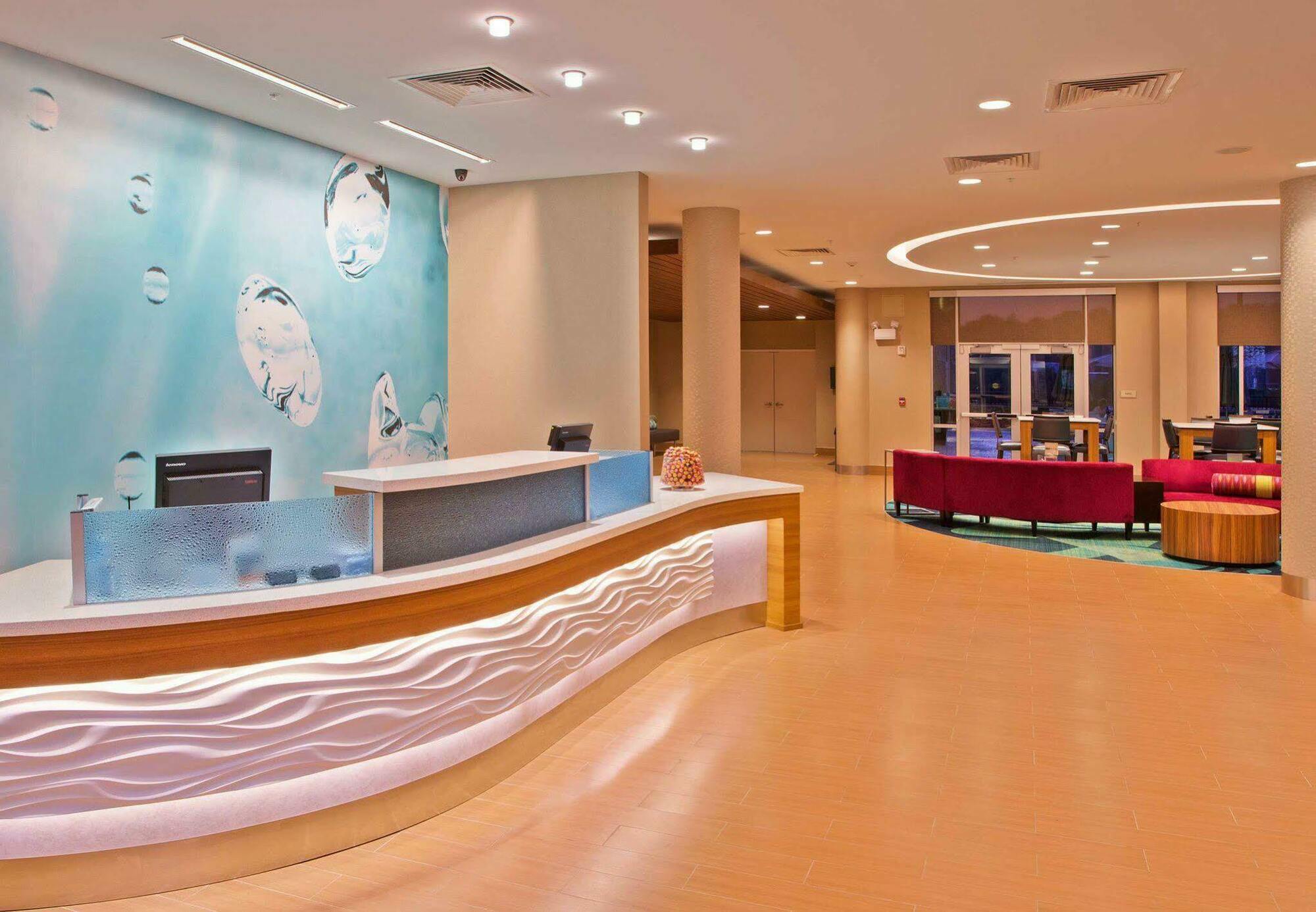 Springhill Suites By Marriott Downtown Chattanooga/Cameron Harbor Exteriör bild